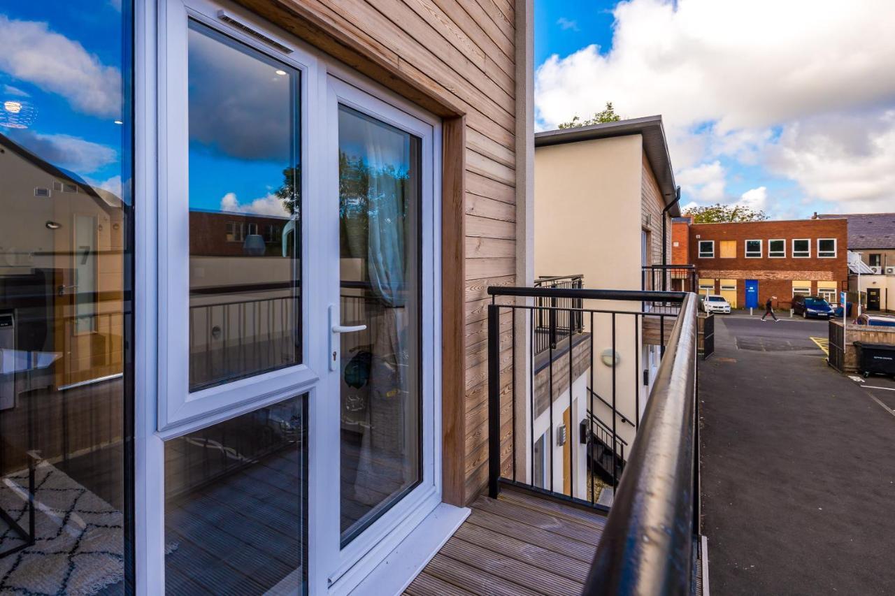 Stunning 2 Bed Apt By Greenstay Serviced Accommodation - Located In Formby Village - Perfect For Short & Long Stays - Couples, Friends & Families & Business Travellers All Welcome - Dog Friendly - 7 ภายนอก รูปภาพ