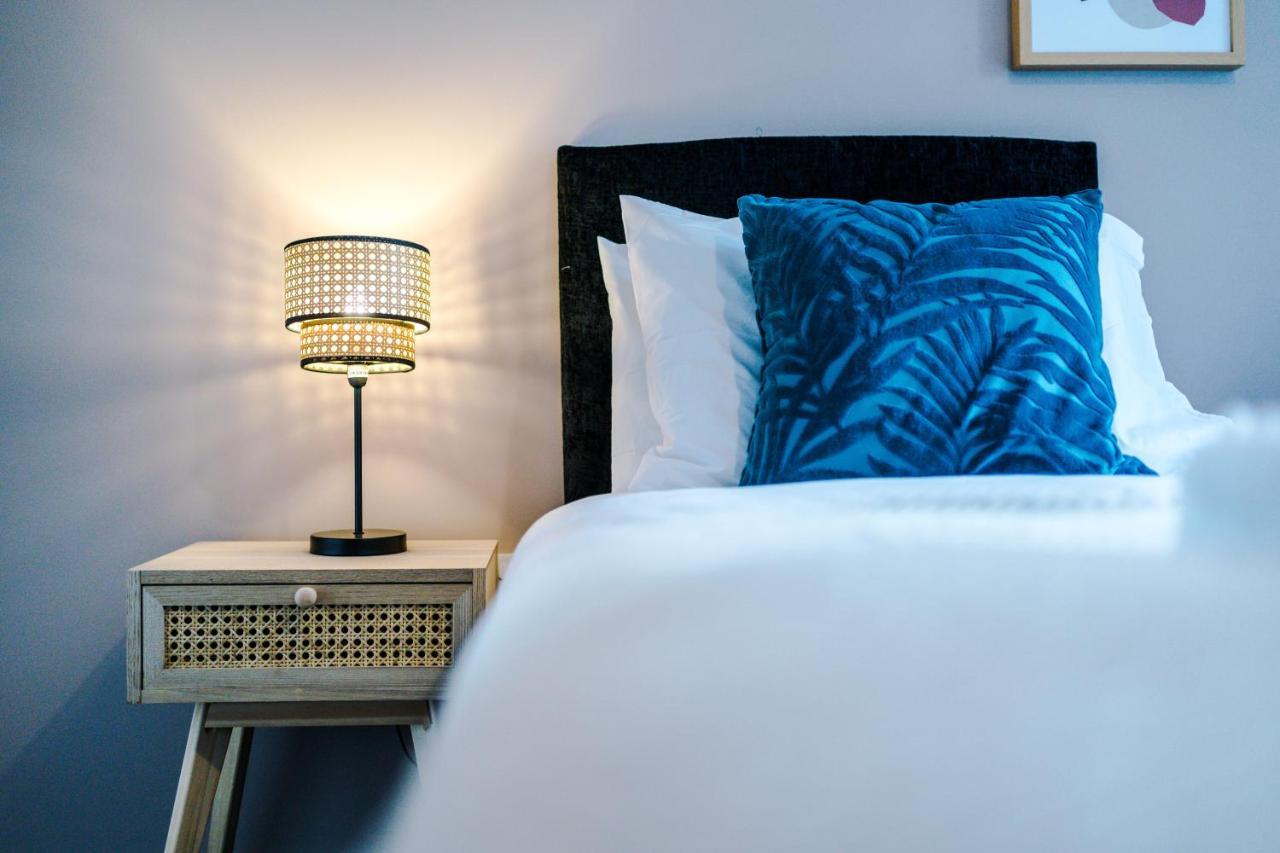 Stunning 2 Bed Apt By Greenstay Serviced Accommodation - Located In Formby Village - Perfect For Short & Long Stays - Couples, Friends & Families & Business Travellers All Welcome - Dog Friendly - 7 ภายนอก รูปภาพ